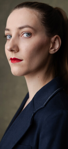 <b>REBECCA SCHOLTZ - Madame de Tourvel&nbsp;</b>